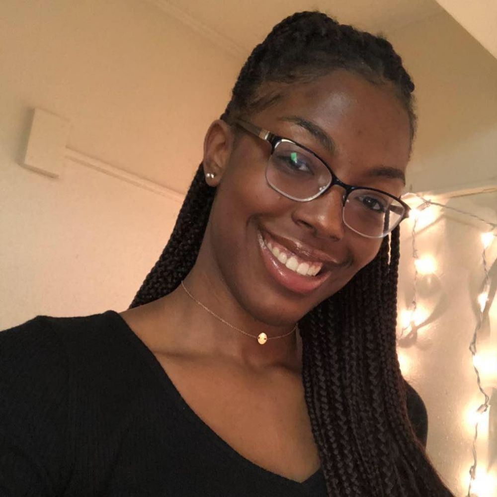 Meet your Posher, Amaya